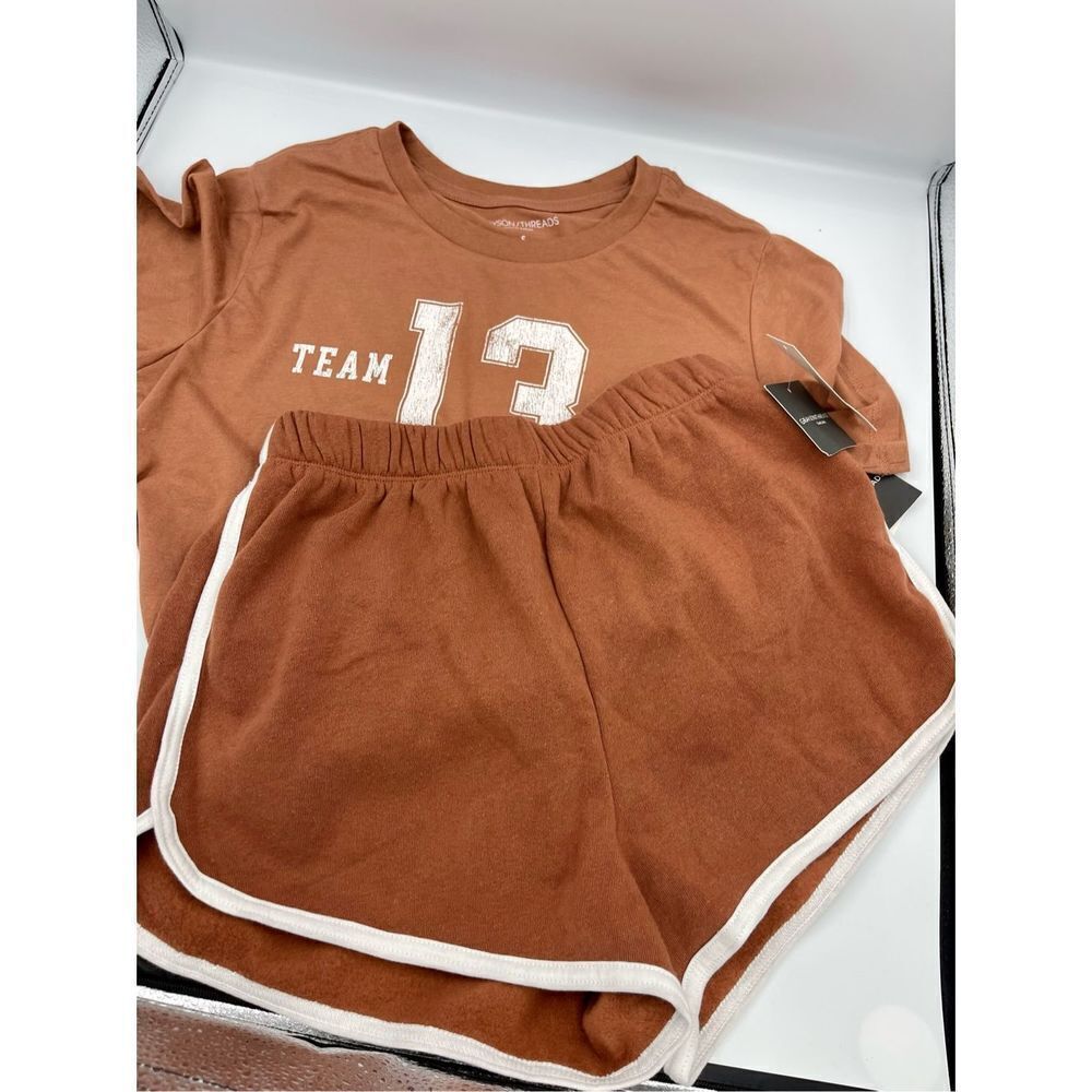 Grayson Threads Shorts & T-Shirt Bundle - Picture 3 of 8
